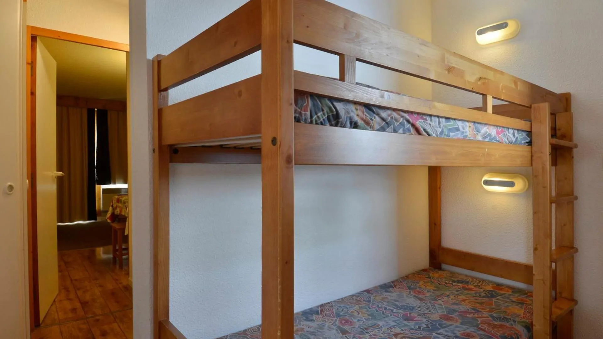 Apartment Studio Cabine Chaleureux - Skis Aux Pieds - 4 Pers - Acceptant Animaux - Fr-1-181-2401 La Plagne-Tarentaise